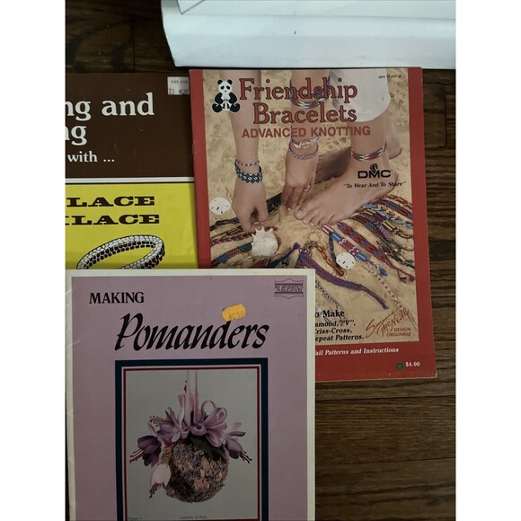 Lot of 3 Booklets Friendship Bracelets Knotting Making Pomanders - Picture 3 of 5